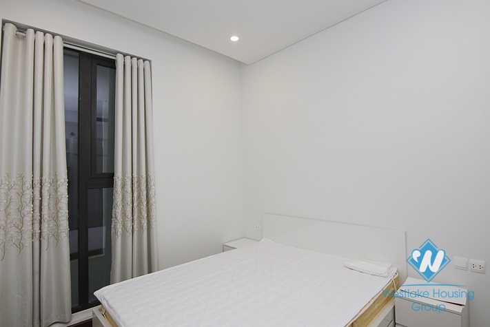 High floor 2 bedrooms apartment for rent in Sun Grand City Ancora, Luong Yen, Hai Ba Trung