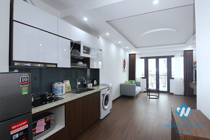 Spacious 1 bedroom apartment with big balcony for rent in Xuan Dieu, Tay Ho