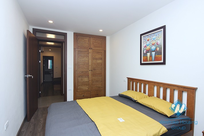 Lake view 2 bedrooms apartment with balcony for rent in Yen Hoa, Tay Ho