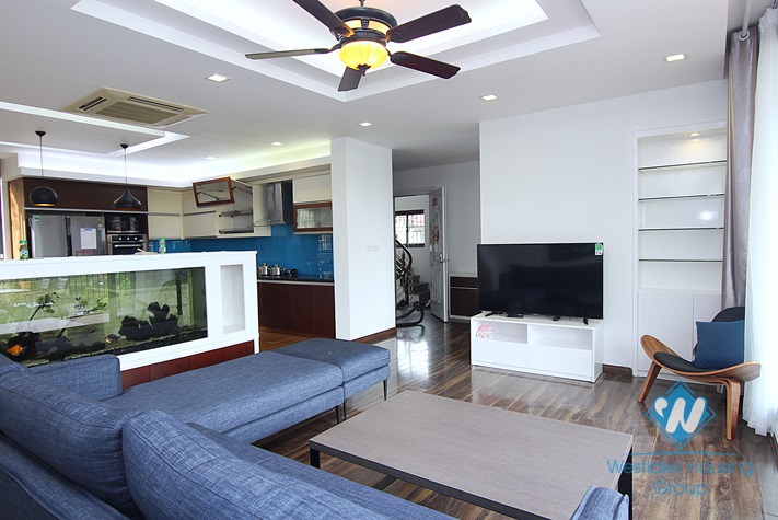 A 4 bedroom apartment with lake view in Tay Ho, Ha Noi