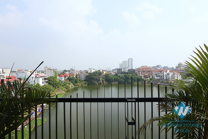 Lake view 3 bedrooms apartment for rent in Au Co street, Tay Ho, Ha Noi