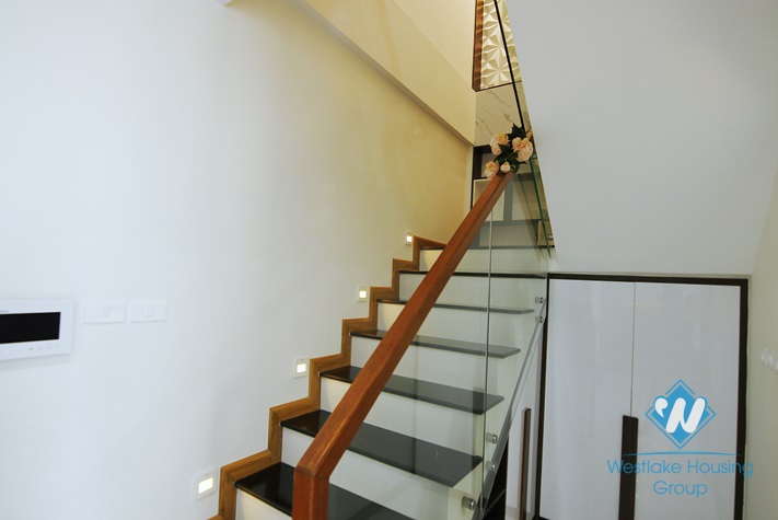 Duplex 3 bedrooms apartment for rent in Vinhomes Gardenia, Nam Tu Liem, Ha Noi
