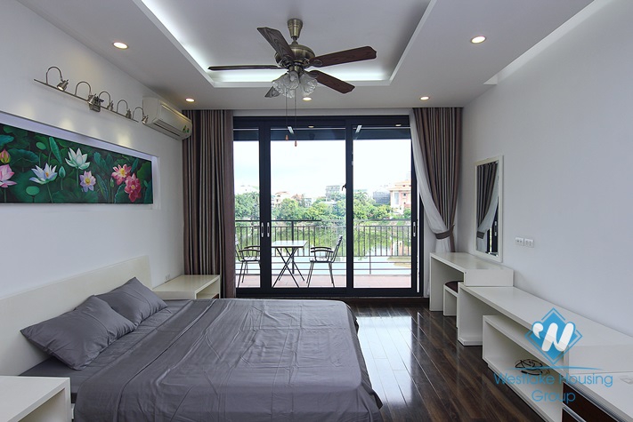 A 4 bedroom apartment with lake view in Tay Ho, Ha Noi