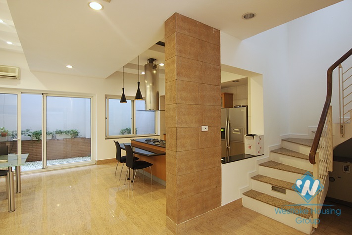 Morden 2 bedrooms house for rent in Dang Thai Mai, Tay Ho area