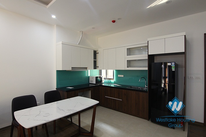 Spacious serviced apartment for rent in Dang Thai Mai street