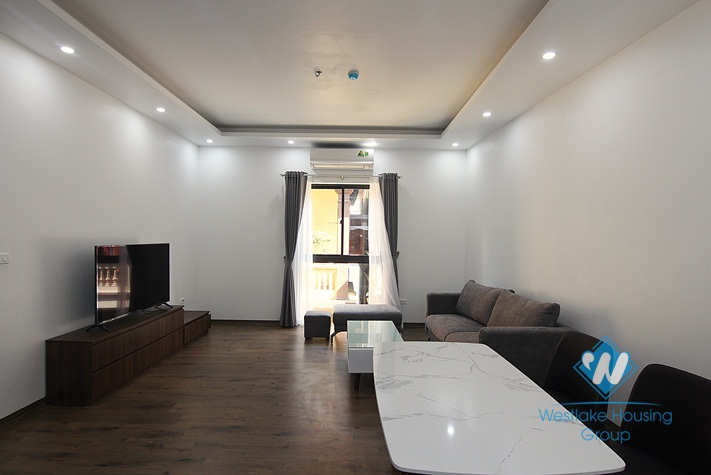 Spacious serviced apartment for rent in Dang Thai Mai street
