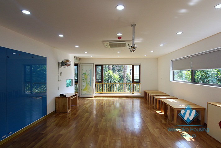 A massive property for rent in Tay Ho District
