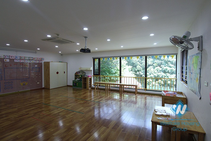 A massive property for rent in Tay Ho District