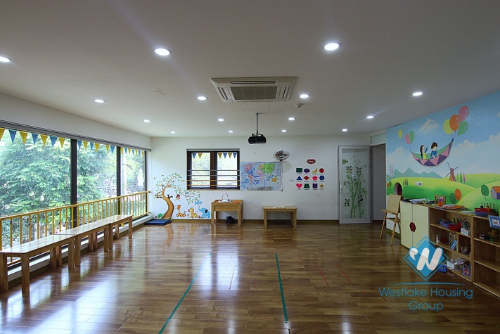 A massive property for rent in Tay Ho District