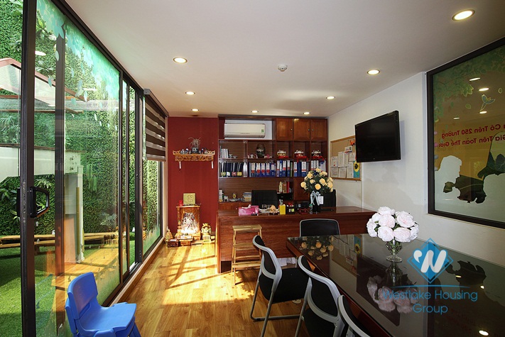 A massive property for rent in Tay Ho District