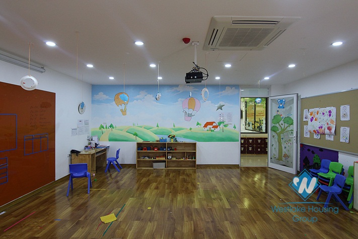 A massive property for rent in Tay Ho District