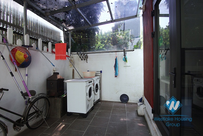 A massive property for rent in Tay Ho District