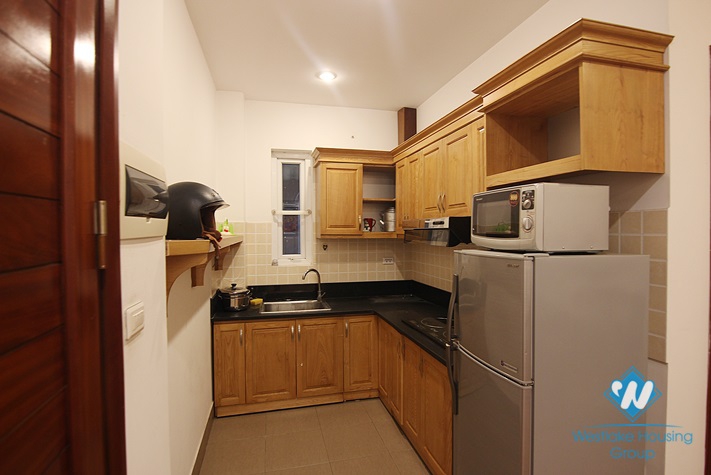 Good price, 02 bedrooms apartment for rent in Dang Thai Mai Street, Tay Ho, Hanoi.