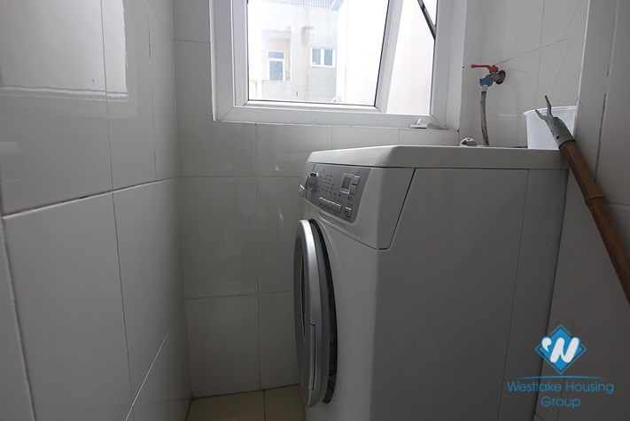 Good size 02 bedrooms apartment for lease in Dang Thai Mai st