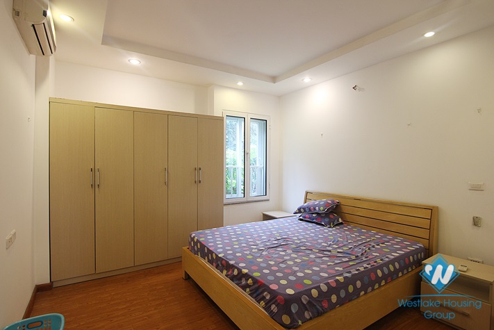 Good size 02 bedrooms apartment for lease in Dang Thai Mai st