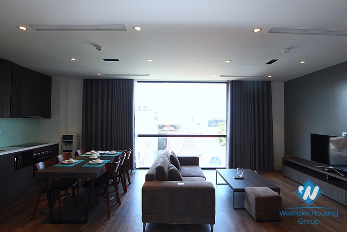 Modern three bedrooms apartment in the heart of Tay Ho, Ha Noi