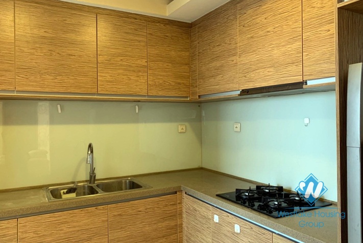 A beautiful 3 bedroom apartment for rent in Dong da, Ha noi