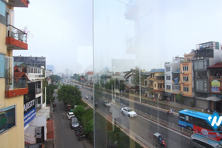 A brand-new 5-floor office for rent in the main road Au Co st, Tay Ho district