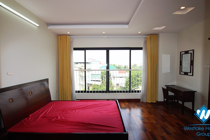 A newly renovated three-bedroom house on Au Co st, Tay Ho district