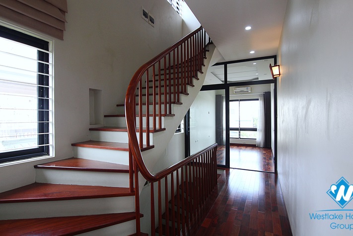 A newly renovated three-bedroom house on Au Co st, Tay Ho district