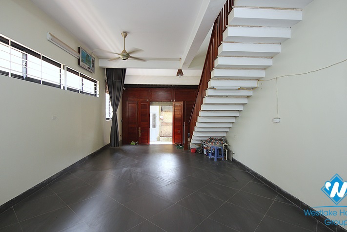 A newly renovated three-bedroom house on Au Co st, Tay Ho district