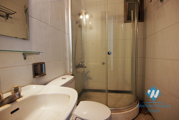 An office for rent on the main road Au co, Tay ho