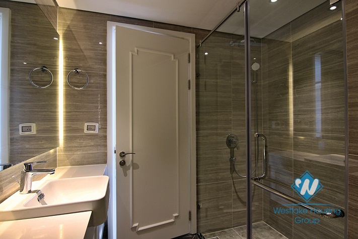A new and nice 3 bedroom apartment in De Leroi Soleil, Xuan Dieu, Tay Ho