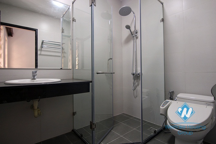 Cosy house with courtyard for rent in Tay Ho, Ha Noi