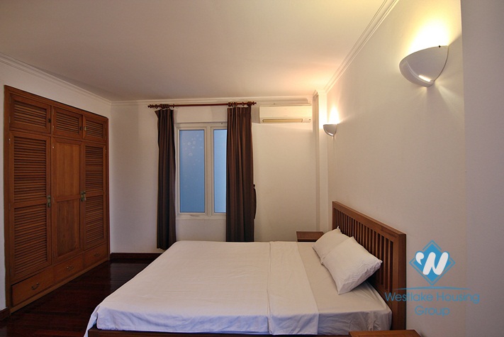A spacious 2 bedroom apartment with lake view in Tay ho, Ha noi
