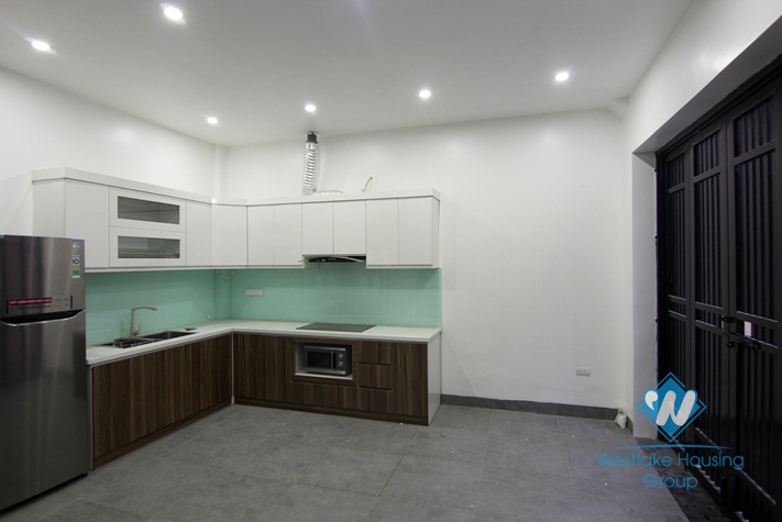 A brand new house with 4 ensuit bedroom in Tay Ho, Ha Noi