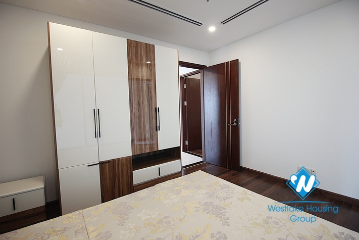 Modern apartment for rent in Ha Noi Aqua Central, Ha Noi
