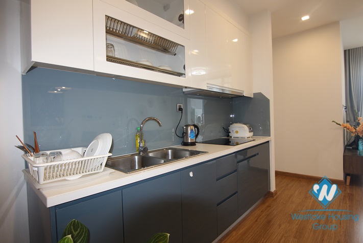 A fully-furnished brand-new two-bedroom apartment in Vinhomes Metropolis Lieu Giai, Ba Dinh 