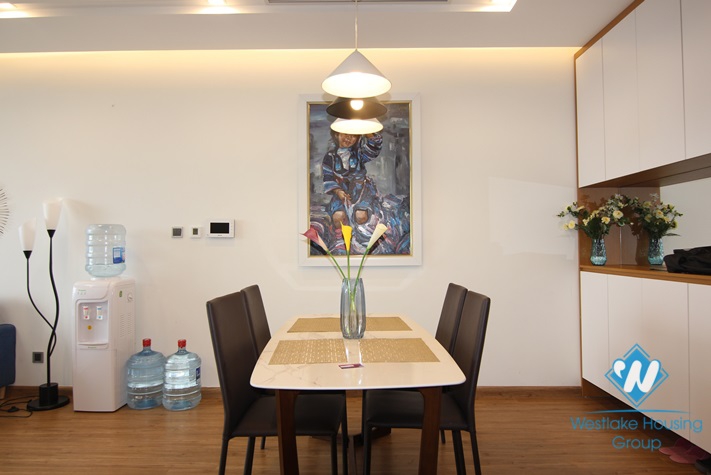 A fully-furnished brand-new two-bedroom apartment in Vinhomes Metropolis Lieu Giai, Ba Dinh 