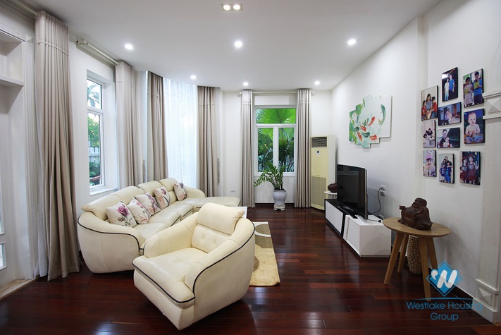 Modern and luxury villa with large garden for rent in Ciputra, Tay Ho, Hanoi