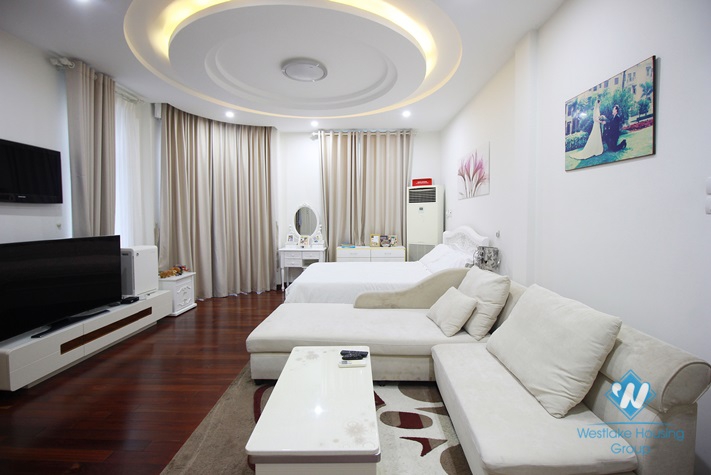 Modern and luxury villa with large garden for rent in Ciputra, Tay Ho, Hanoi