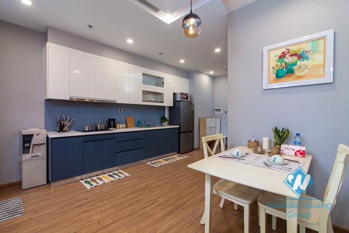 A gorgeous 1 bedroom apartment for rent in Vinhome Metropolis, Ba dinh