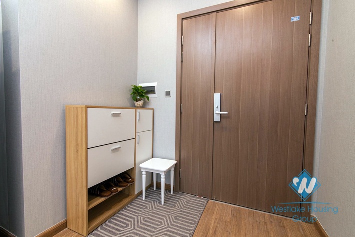 A gorgeous 1 bedroom apartment for rent in Vinhome Metropolis, Ba dinh