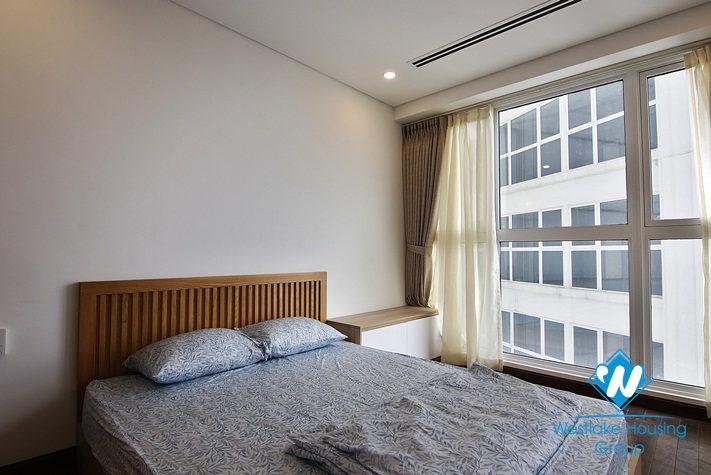 Hanoi Aqua Central 03 bedroom apartment for rent, 44 Yen Phu, Hanoi