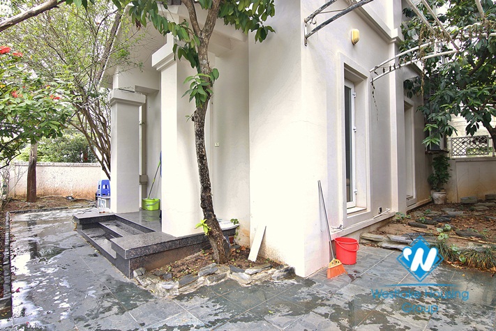Affordable single detached villa for rent in Vinhomes Riverside, Hanoi