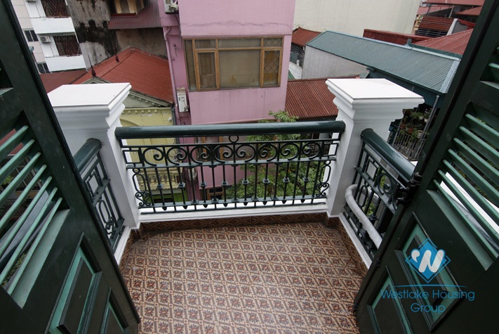 A good price studio for rent in Truc Bach, Ha noi