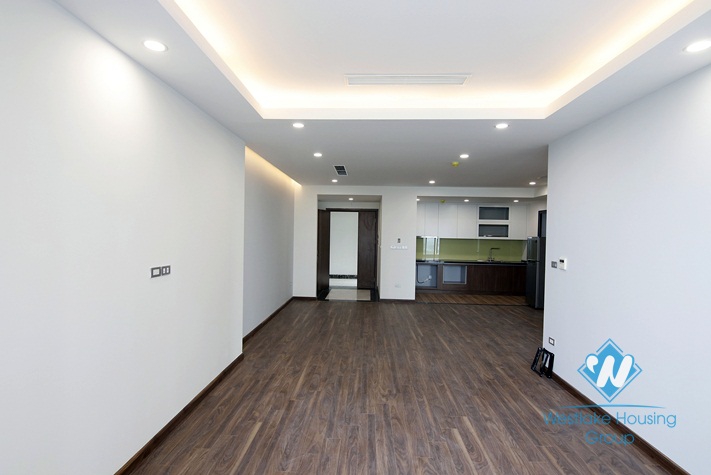 A brand new 3 bedroom apartment for rent in Ngoai Giao Doan, Tay ho