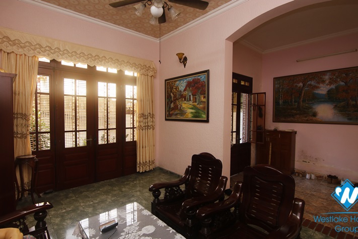 A lovely five-bedroom house on Hoang Hoa Tham Ba Dinh