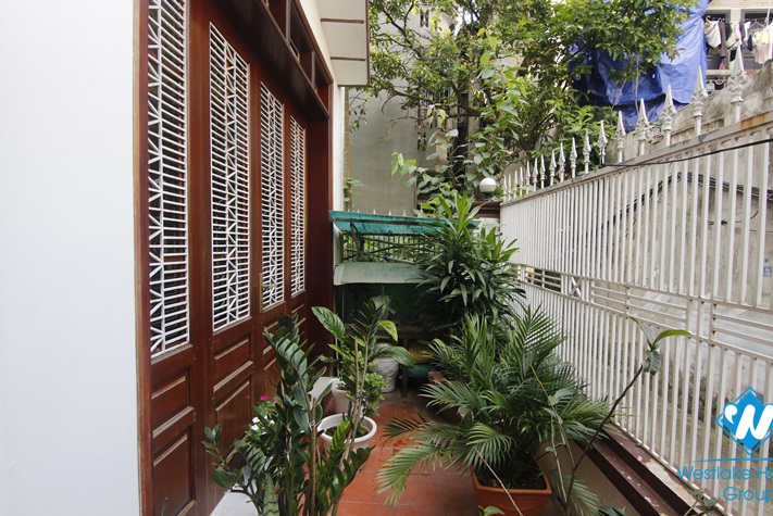 A lovely five-bedroom house on Hoang Hoa Tham Ba Dinh