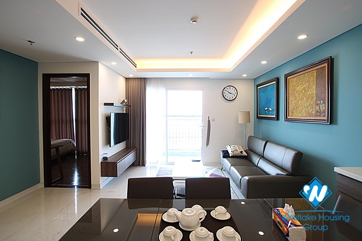 An elegant 3 bedroom apartment for rent in Aqua Central Tower