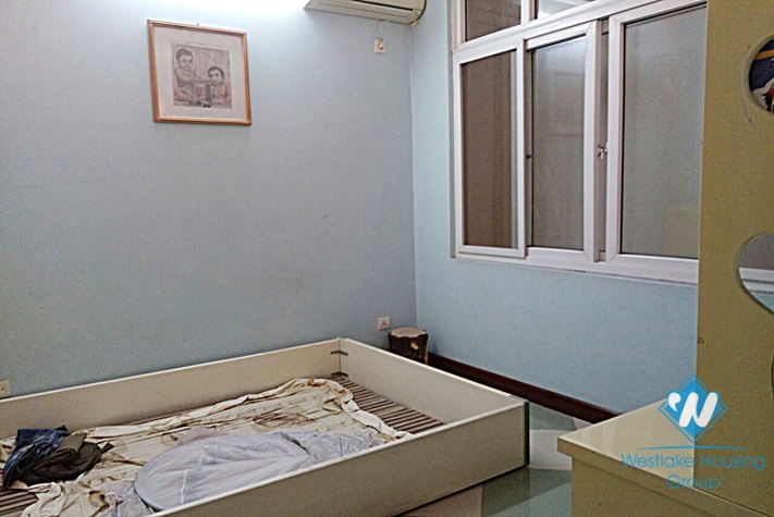 An affordable three-bedroom house near Hoang Hoa Tham Ba Dinh Hanoi