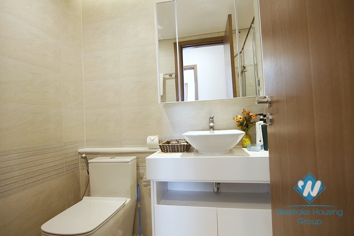 High floor 2 bedroom apartment for rent in M2 building Metropolis, Ba Dinh