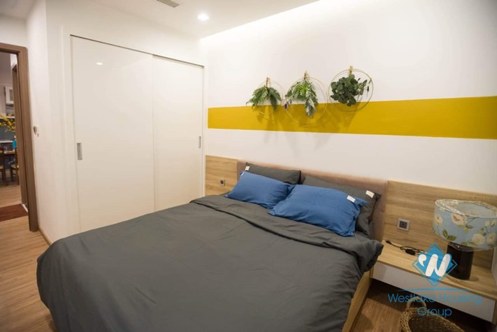 Lovely two bedroom apartment for rent in Vinhome Metropolis, Lieu Giai, Ba Dinh