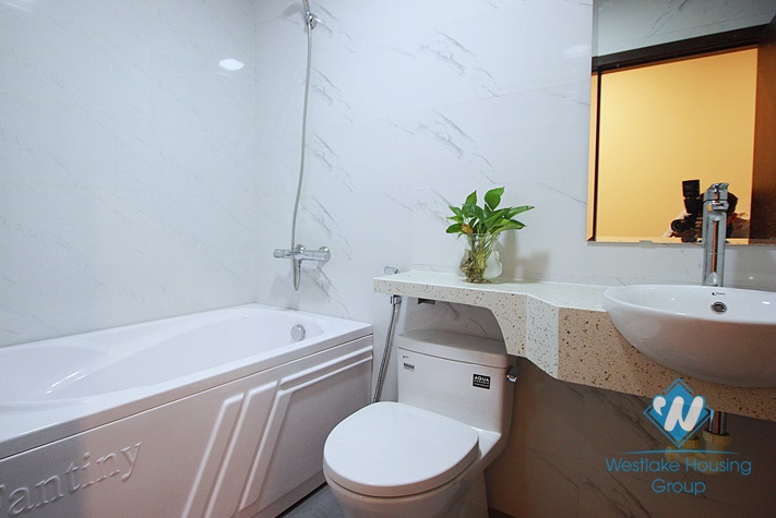 Brand new one bedroom apartment for rent in Dao Tan, Ba Dinh