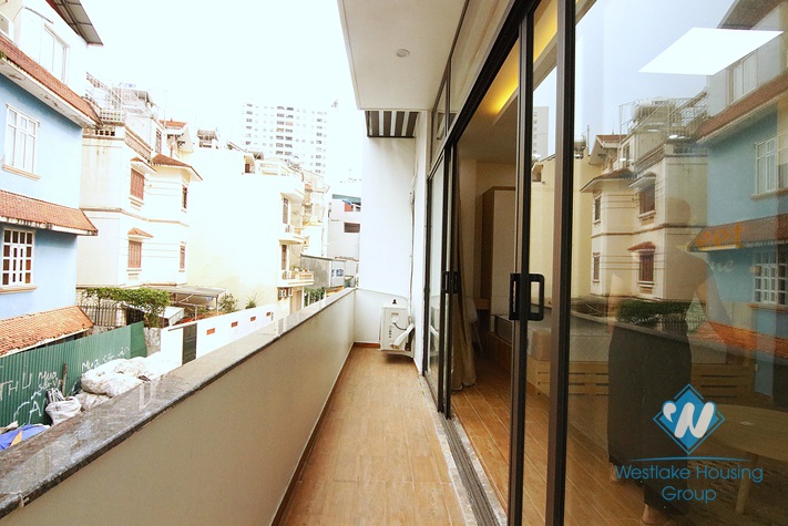 Nice studio for rent in Thuy Khue, Ba Dinh area