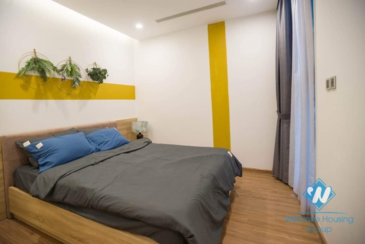 Lovely two bedroom apartment for rent in Vinhome Metropolis, Lieu Giai, Ba Dinh